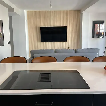 House Of Maximus - High Standing - Centre 90m2